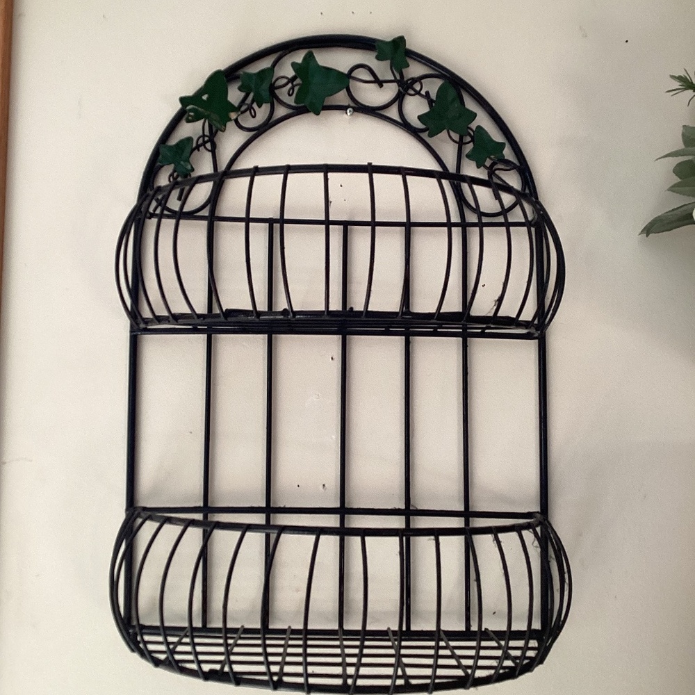 Vintage Metal Basket 2-Tier